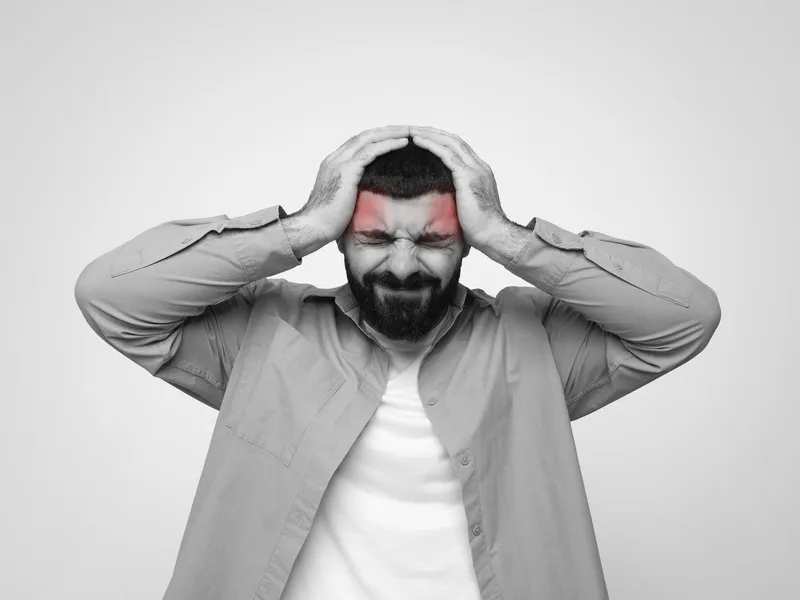 black-white-image-man-pain-clutching-his-head-with-both-hands_116547-99267 (1)